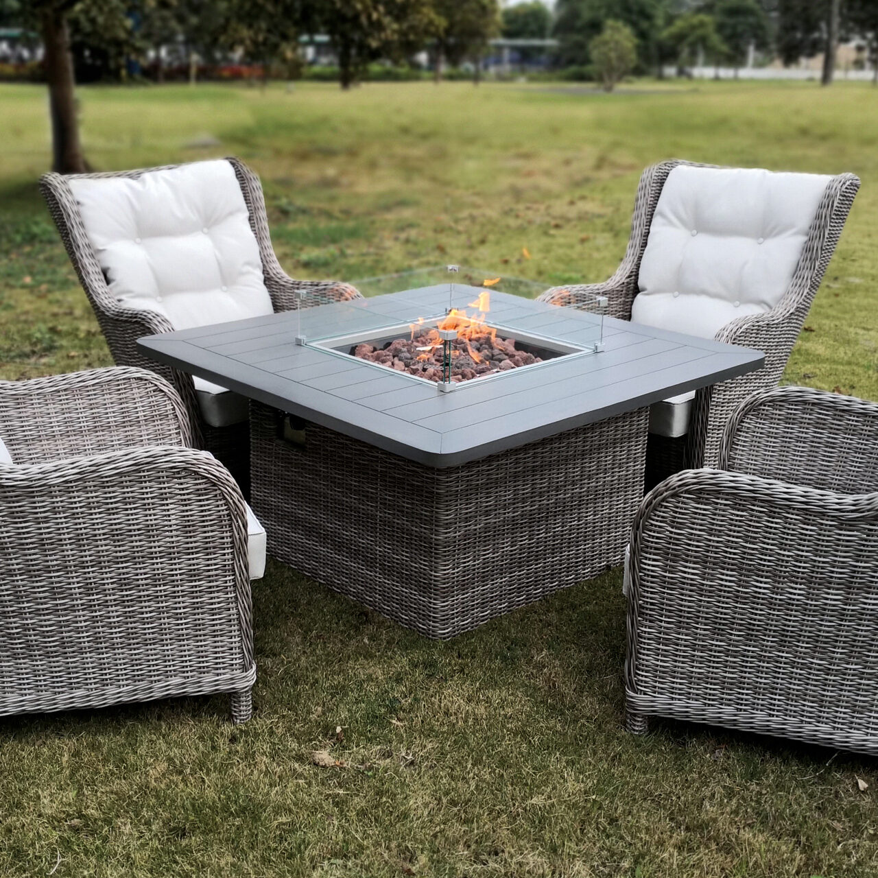 Furniture4